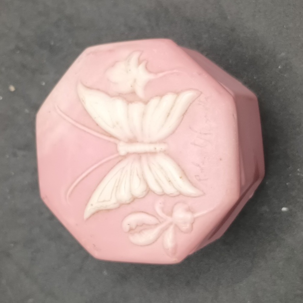 Vintage signed pink butterfly cameo  trinket box